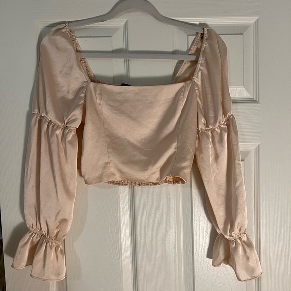 Forever 21 Tops - Small Forever 21 Crop Blouse